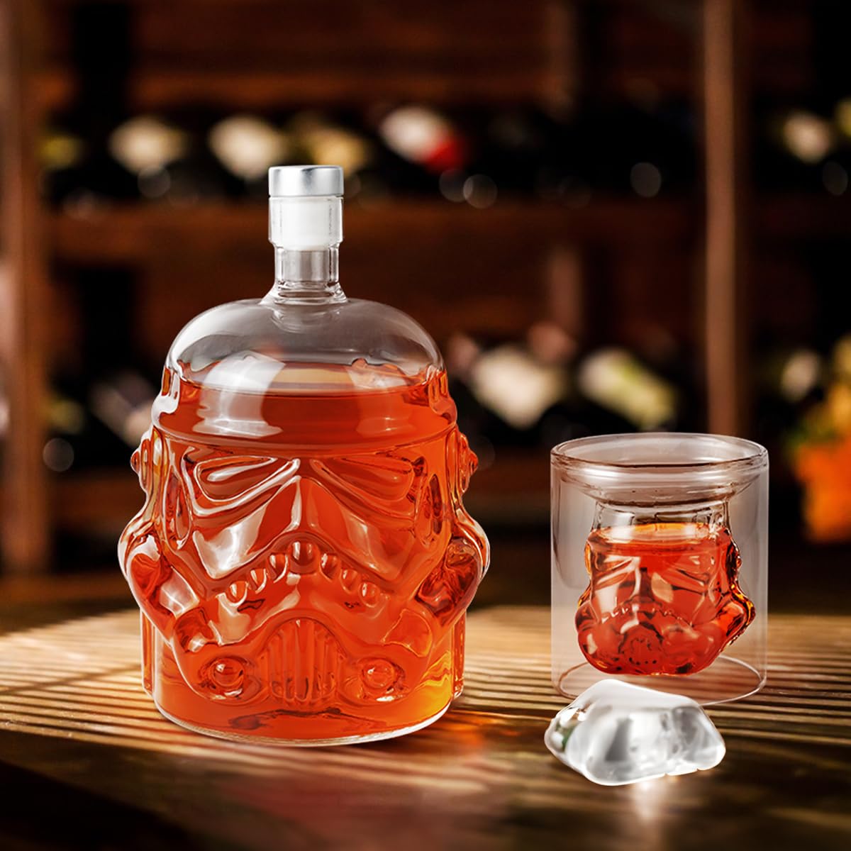 Whiskey Decanter Set Flask Carafe Decanter with 2 Glasses, Transparent Creative Whiskey Decanter for Brandy, Scotch, Vodka, Liquor, Gifts for Men