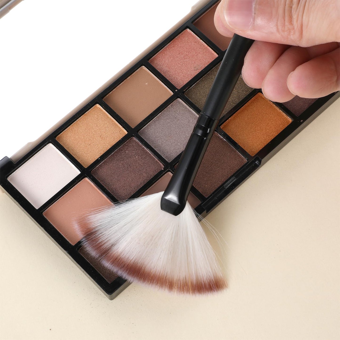 4 Pcs Soft Facial Fan Brush Blush, Fan Mask Brushes Slim Soft Face Mask Brush Applicator for Peel Glycolic Masks Makeup