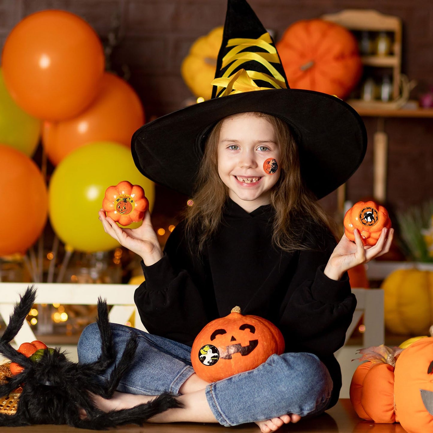 Whaline 1000Pcs Halloween Stickers Roll Retro Halloween Characters Decal Sticker Grimace Pumpkin Witch Ghost Pattern Sealing Labels Round Adhesive Sticker for Halloween Party Favors Decor, 14 Design