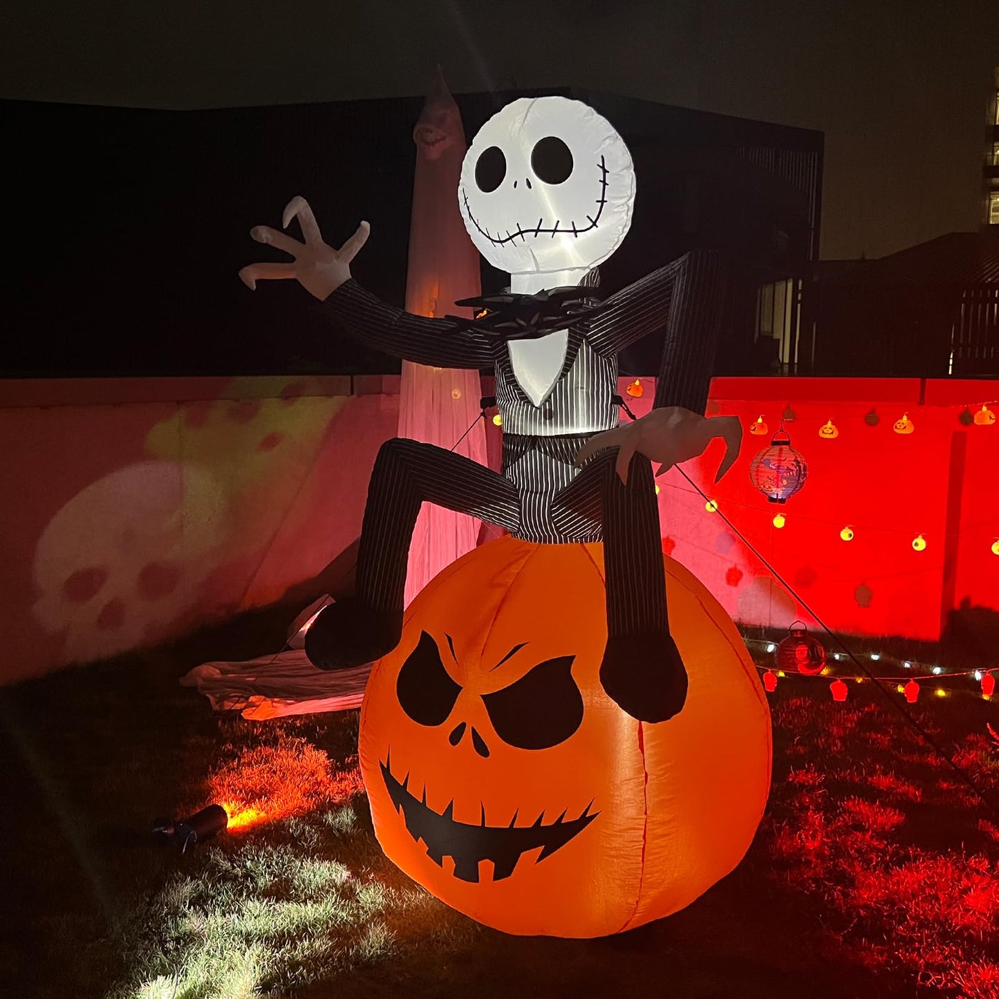 6Ft Inflatable Halloween Yard Decoration - Outdoor Blow Up Skeleton & Pumpkin Decoration - Built-in LED Lights for Halloween Lawn Outdoor Decoration