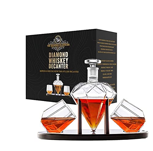 Whiskey Decanter Diamond shaped With 2 Diamond Glasses & Mahogany Wooden Holder – Elegant Handcrafted Crafted Glass Decanter For Liquor, Scotch, Rum, Bourbon, Vodka, Tequila – Great Gift Idea – 750ml