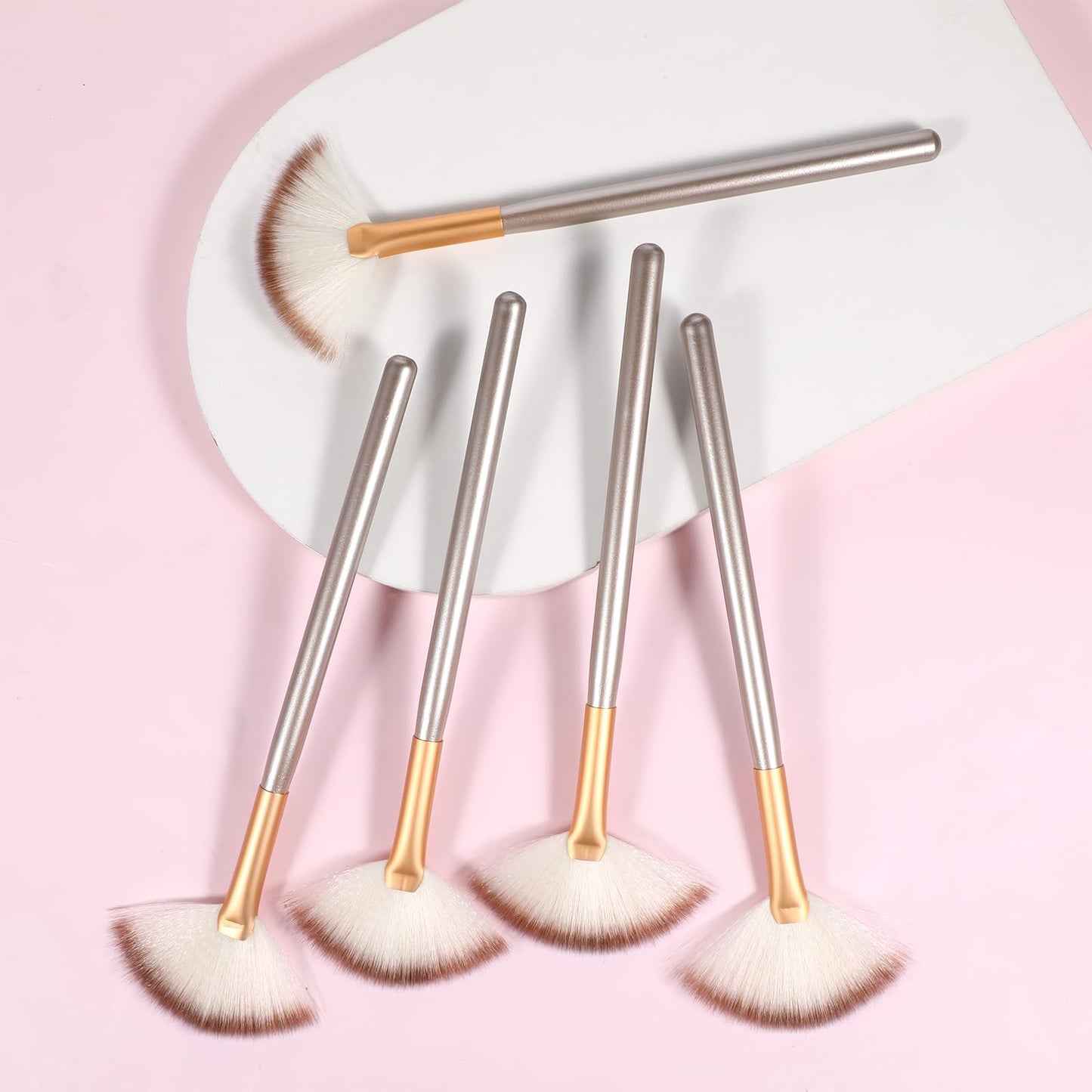 5PCS Fan Mask Brushes, Fan Brushes for Facials, Face Mask Brush for Women, Soft Fan Facial Mask Applicator Tools Brush for Glycolic Peel Masques Chemical Peel Brush