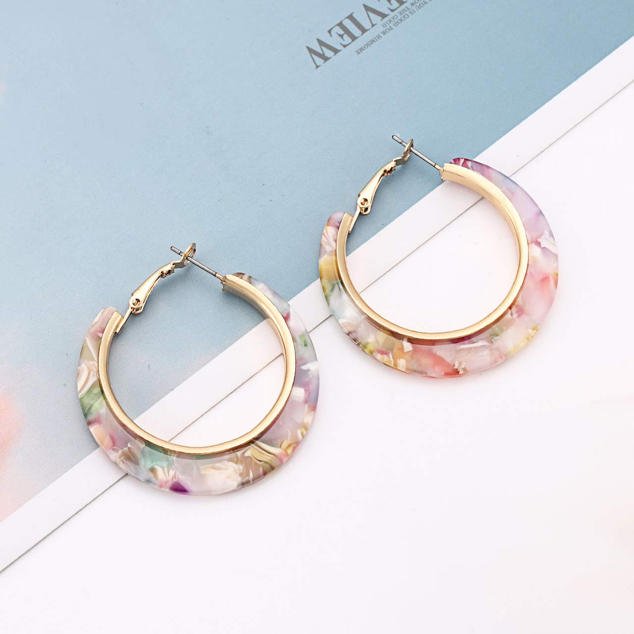 XOCARTIGE Acrylic Hoop Earrings for Women Pink Floral Earring Summer Beach Earrings Fashion Accessories Beach Jewelry for Women (Pink Flower)