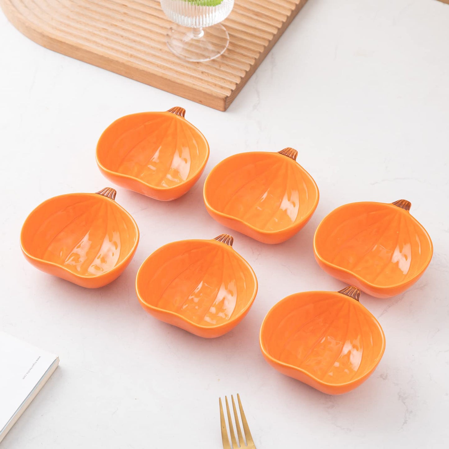 Yeexoxow Ramekins 6 Ounces Oven Safe, Ceramic Ramekins Set for Baking Creme Brulee, Souffle, Pudding, Small Pumpkin Shaped Bowls for Serving Dip, Sauce, Condiments and Snack, Set of 6, Orange