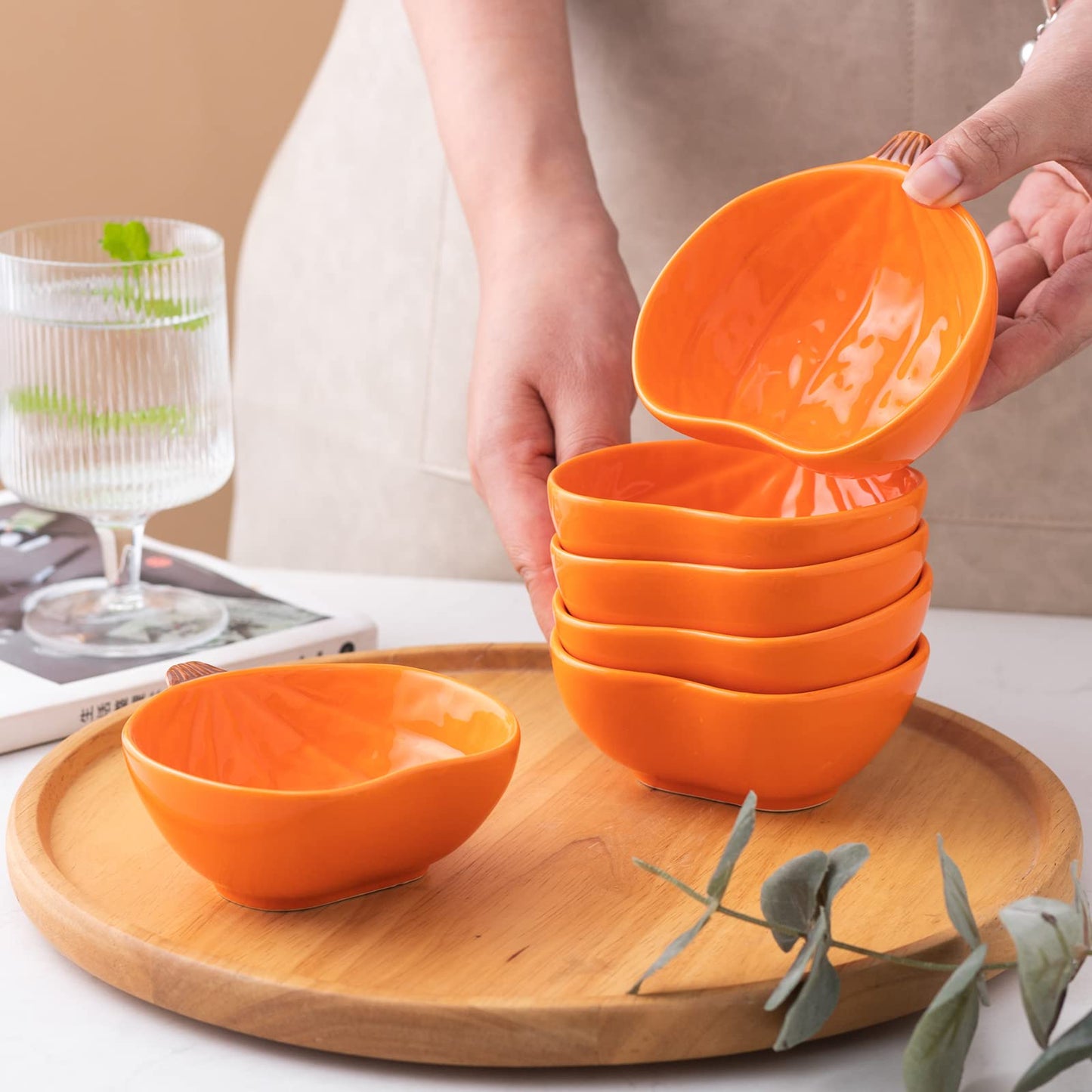 Yeexoxow Ramekins 6 Ounces Oven Safe, Ceramic Ramekins Set for Baking Creme Brulee, Souffle, Pudding, Small Pumpkin Shaped Bowls for Serving Dip, Sauce, Condiments and Snack, Set of 6, Orange