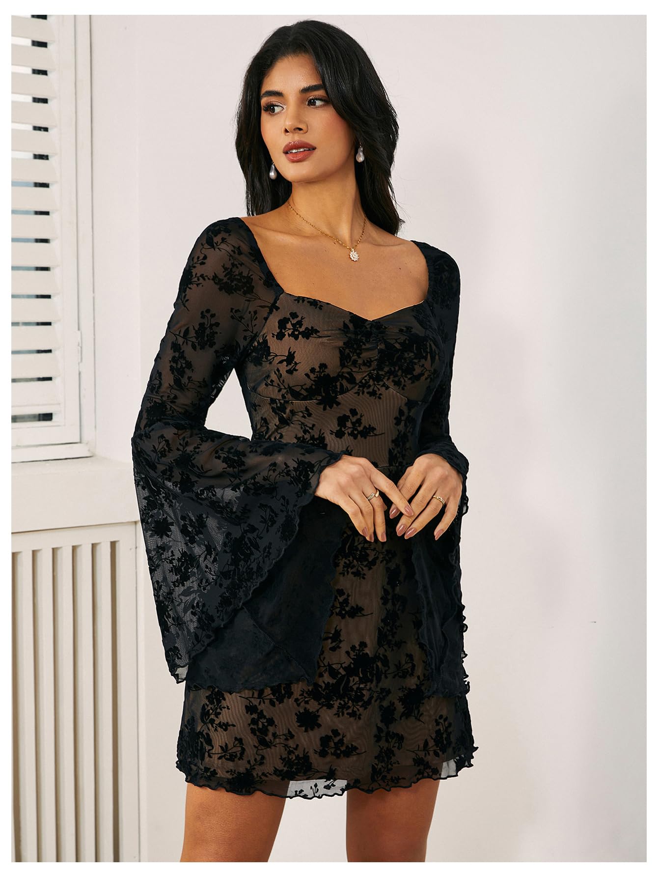 WDIRARA Women's Floral Jacquard Mesh Gothic Dress Bell Long Sleeve A Line Vintage Dresses Black Large