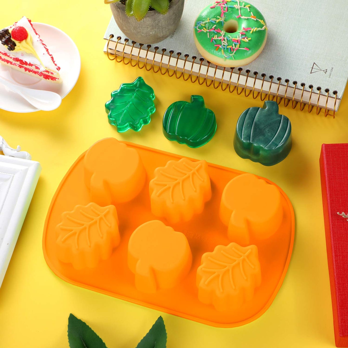 2 Pieces Pumpkin Leaf Silicone Molds 3D Thanksgiving Fall Theme Silicone Molds for Making Soap Candle Candy Muffins Chocolates Cake Decoration (Orange)