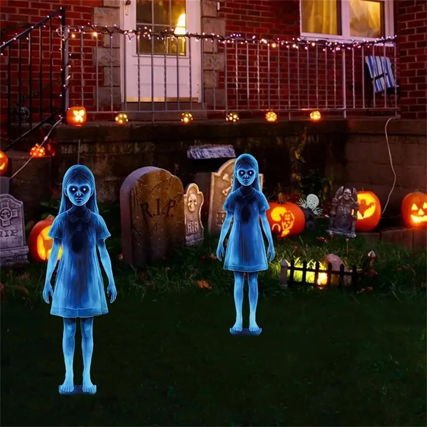 WOPPOE Halloween Haunted Twin Ghost Ground Stakes, 15.7 * 4.6 inch, Zombie Statues Iron Silhouette, Perfect for Home Outdoor Garden Yard Decor, Halloween Decoration Set (1 Pair)