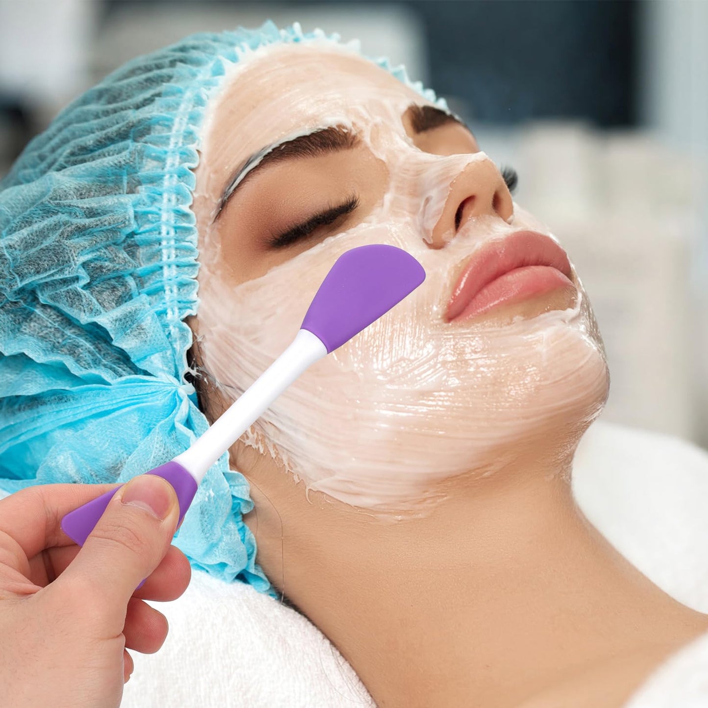 4pcs Silicone Face Mask Applicator, Dual-Head Mask Brushes Facial Mask Brush Applicator Soft Face Mask Spatula Beauty Brush Tool for Applying Mud Mask Lotion Skincare Cream (4 Colors)