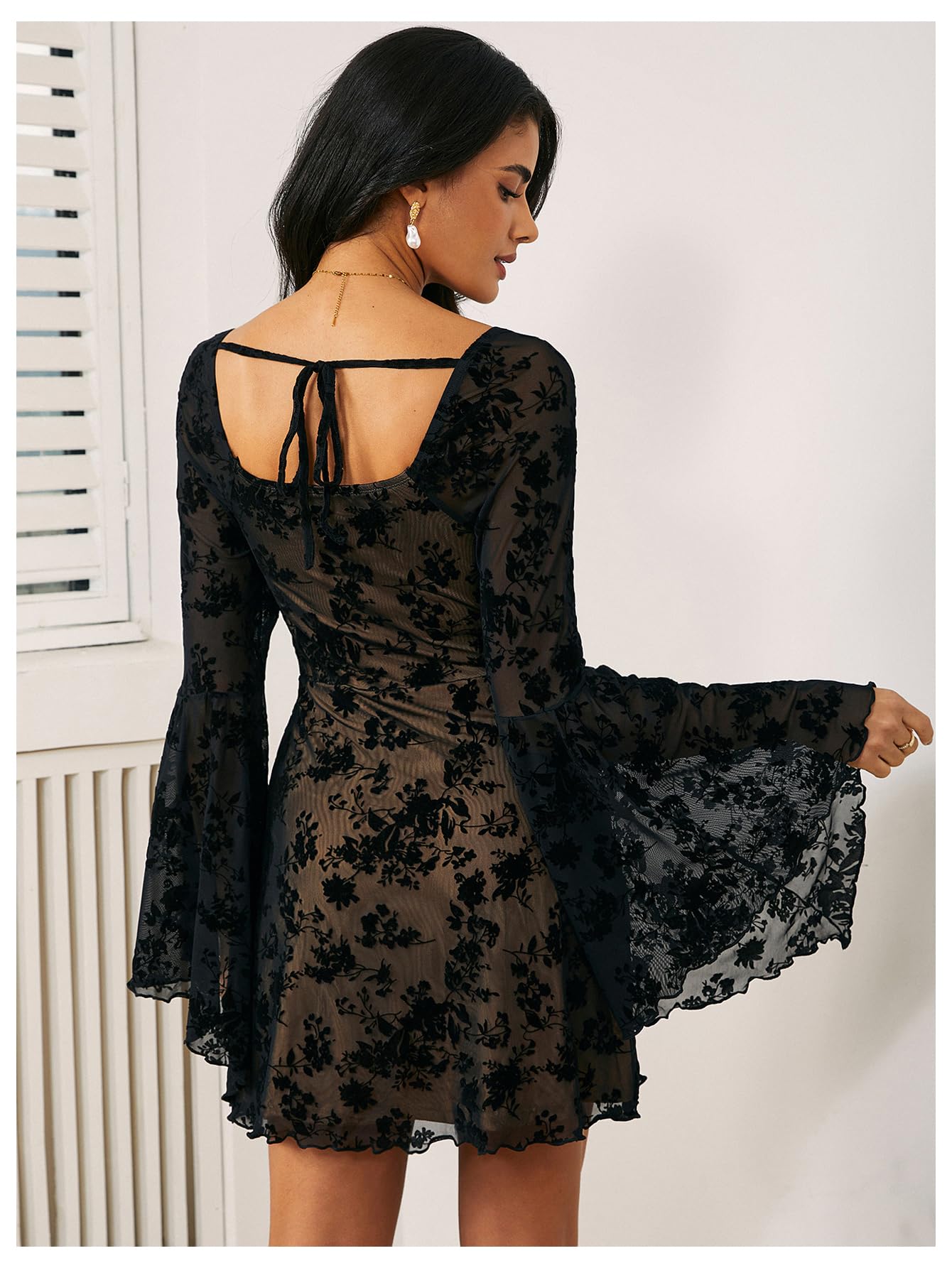 WDIRARA Women's Floral Jacquard Mesh Gothic Dress Bell Long Sleeve A Line Vintage Dresses Black Large
