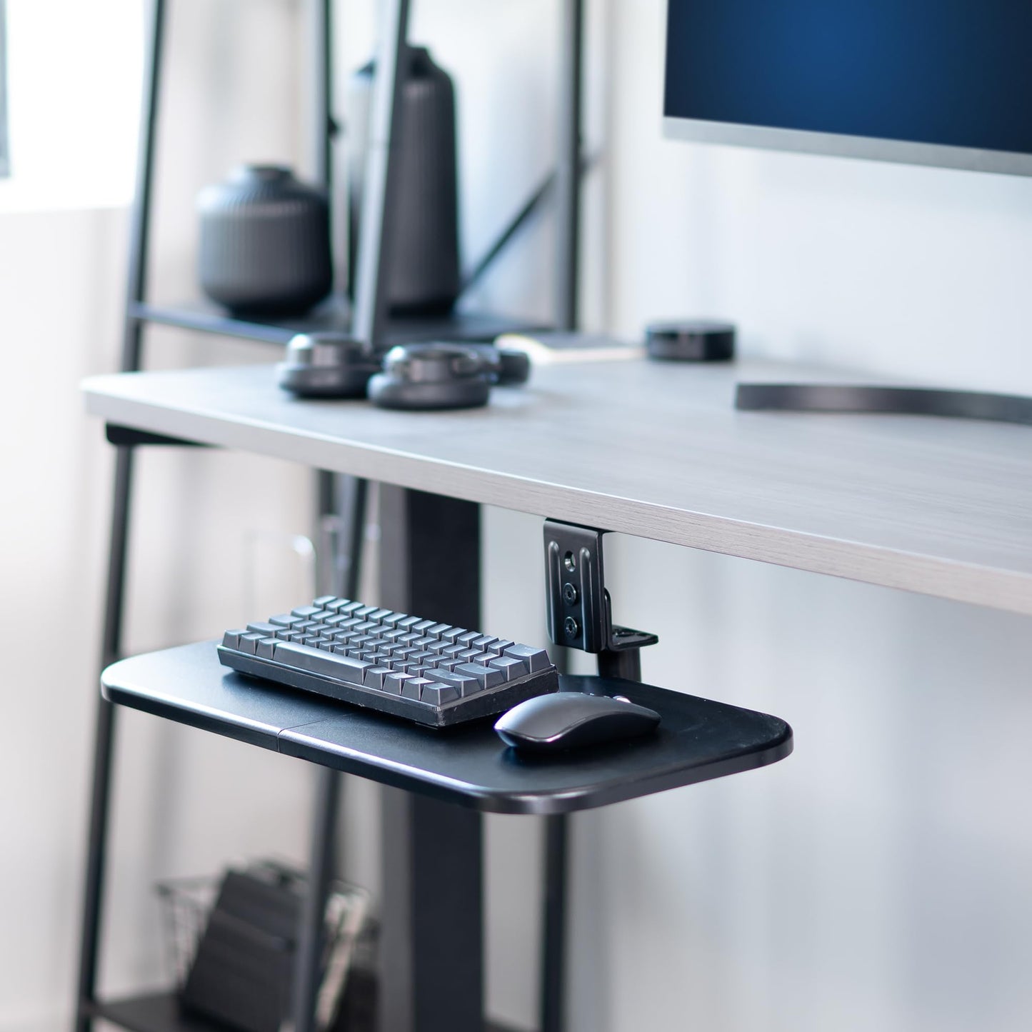 VIVO Rotating Computer Keyboard and Mouse Tray Under Desk Mount, Swiveling 23 x 10 inch Platform, Ergonomic Typing, Black, MOUNT-KB01B