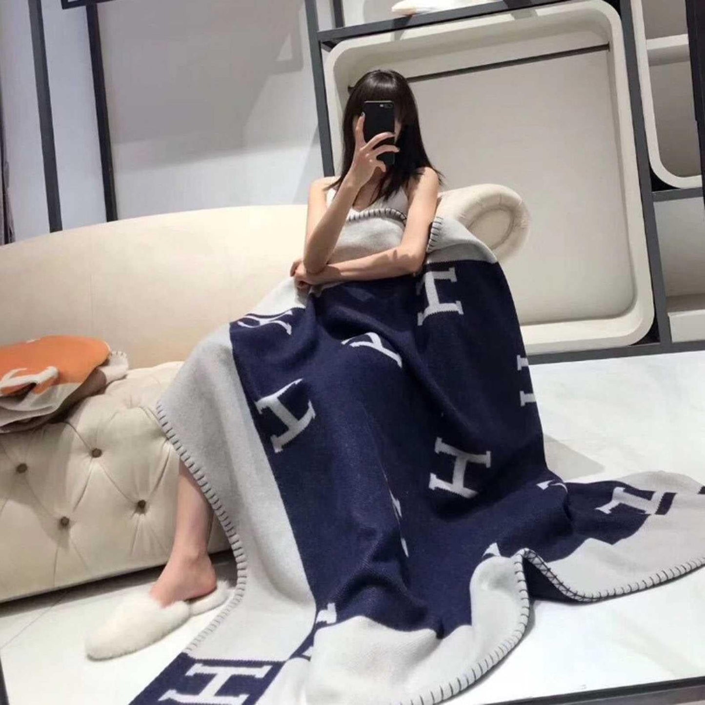 XHSUEN H Blanket Soft Throw Blanket Warm and Cozy Throw Blanket Portable Plaid Fleece Throw Blanket Perfect for Home Decoration Leisure and Daily Use