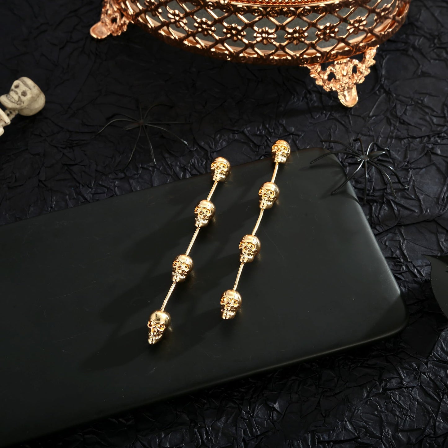 WOWORAMA Skull Halloween Earrings for Women Gold Spooky Skulls Earrings Gothic Skeleton Dangle Earring Halloween Jewelry - Gold Skull Dangling