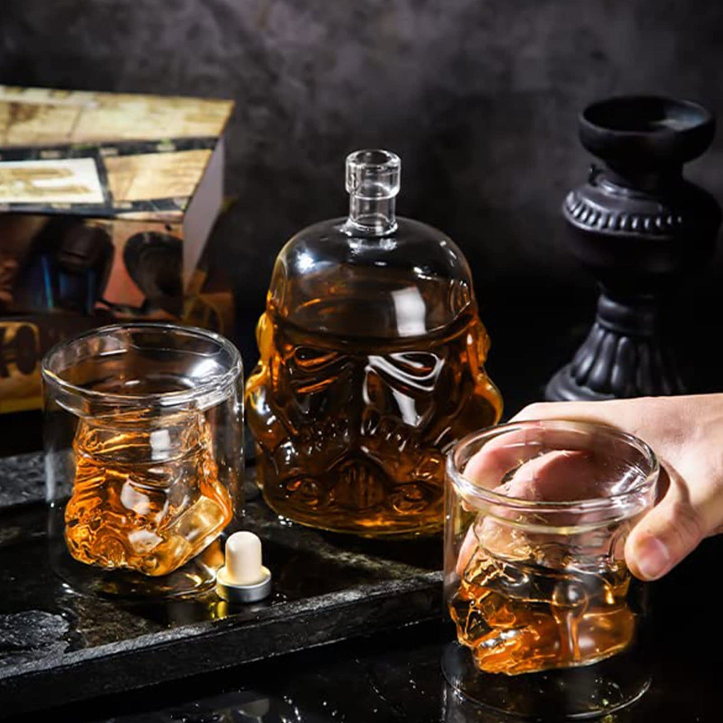 Whiskey Decanter Set Gifts for Men with 2 Wine Glasses 150ml, Whiskey Carafe for Bourbon, Vodka, liquor Decanter, Alcohol Gifts for Men Dad Husband (750ml)