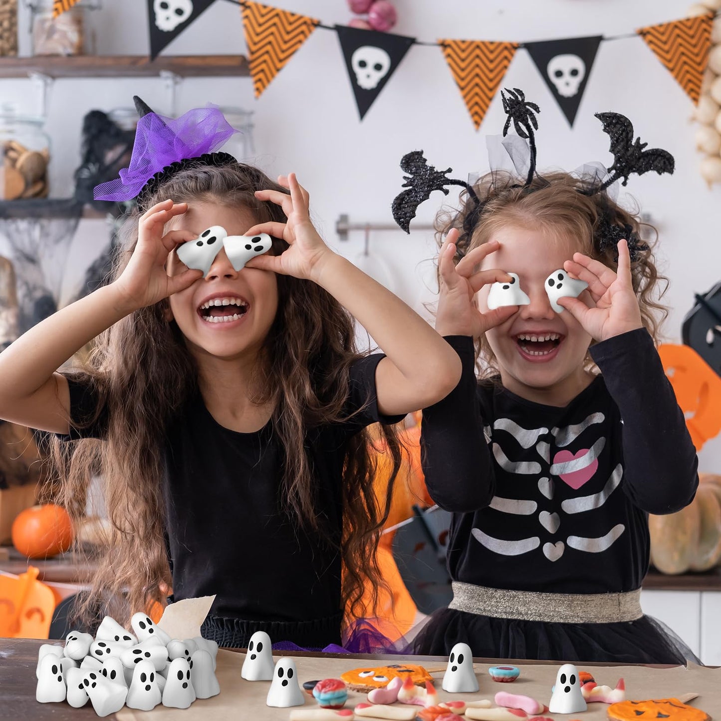 Wettarn 24 Pcs Halloween Ghost Stress Balls Bulks Halloween Stress Relief Balls Party Gifts Toys Soft PU Squeeze Ghost Ball Party Favors for Hand Wrist Finger Exercise