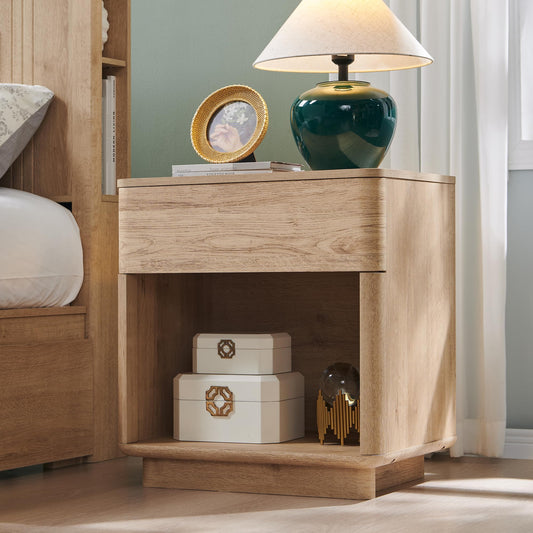ACCOHOHO Modern Night Stand with Charger Station, 22" W Nightstand with Push-to-Open Drawers & Open Storage, Large Bedside Table for Bedroom, Living Room End Table, Curved Profile, Natural Oak