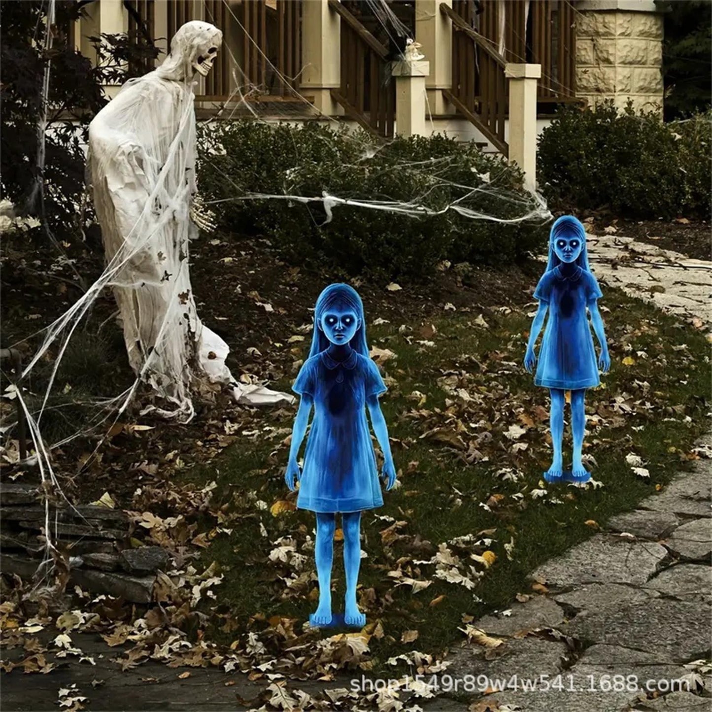 WOPPOE Halloween Haunted Twin Ghost Ground Stakes, 15.7 * 4.6 inch, Zombie Statues Iron Silhouette, Perfect for Home Outdoor Garden Yard Decor, Halloween Decoration Set (1 Pair)