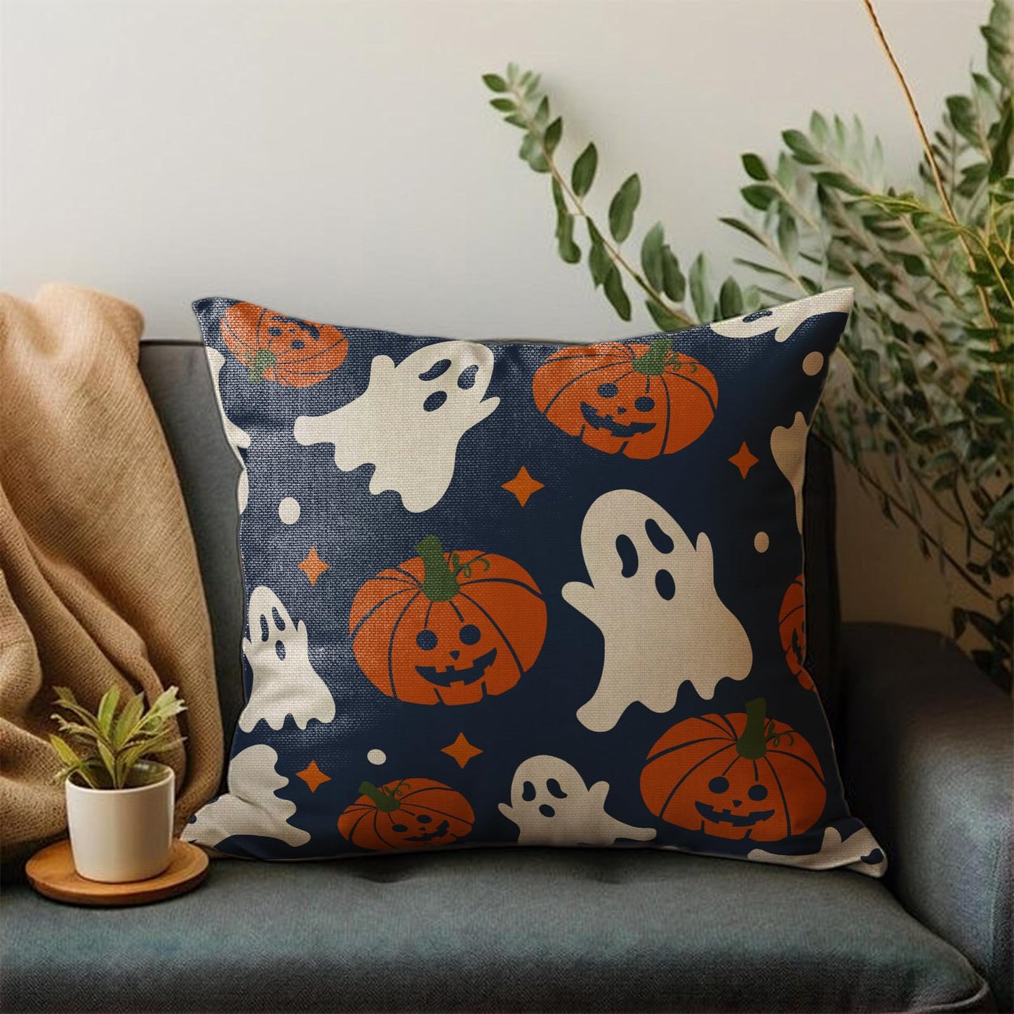 4Pcs Halloween Pillow Covers 18x18 Inch Cute Ghost Pumpkins Bats Decoration Pillow Covers Outdoor Happy Halloween Decoration Pillows Case for Room Sofa Patio Funiture Bedroom Couch Decor
