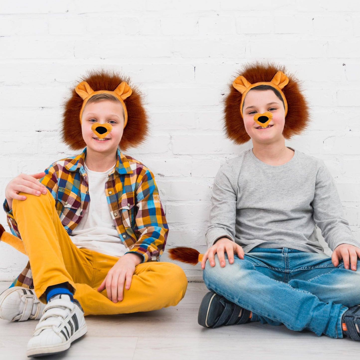 5 Pcs Lion Costume Set Lion Ears Headband Tail Paw Gloves Nose Bow Tie Halloween Lion Cosplay Party Dress Up Accessories