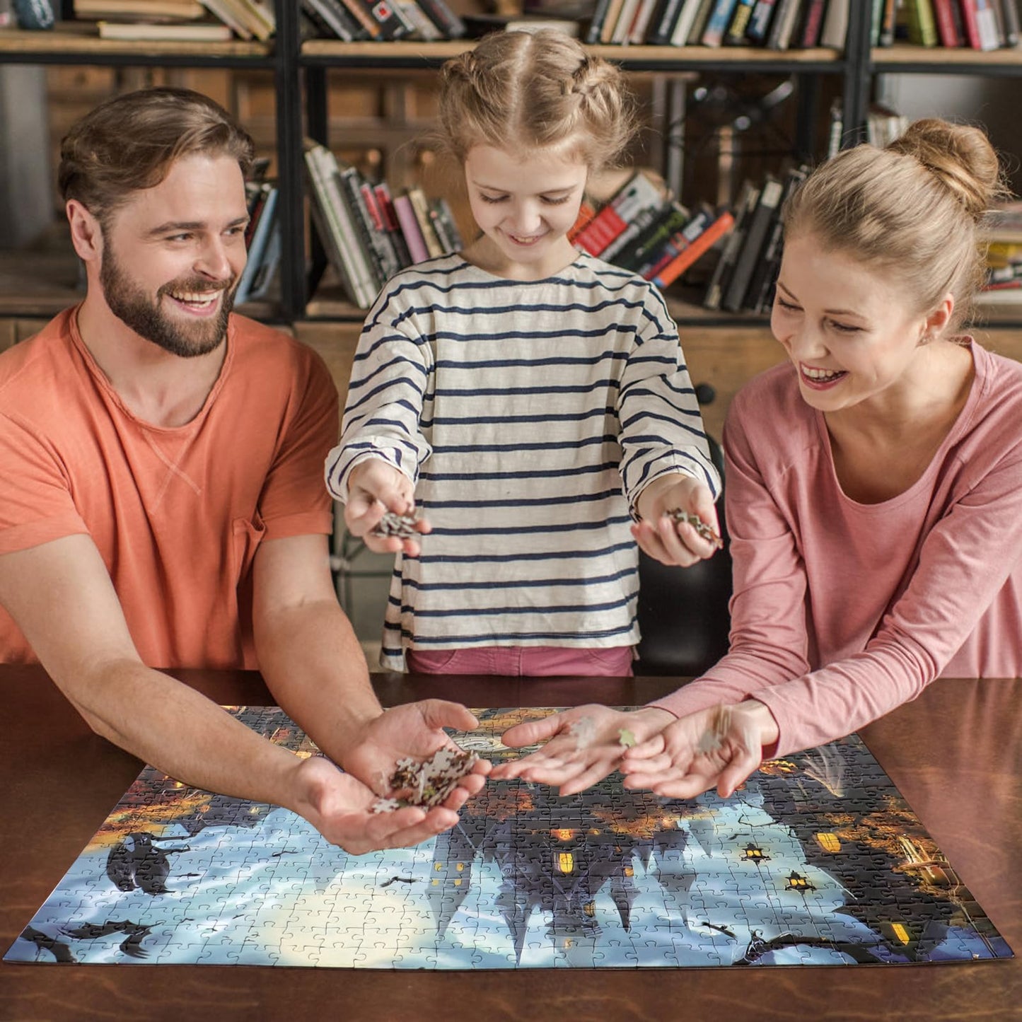 Witch Castle 500-Piece Halloween Jigsaw Puzzles for Adults, Challenging Horror Puzzles with Crows & Pumpkin Decoration