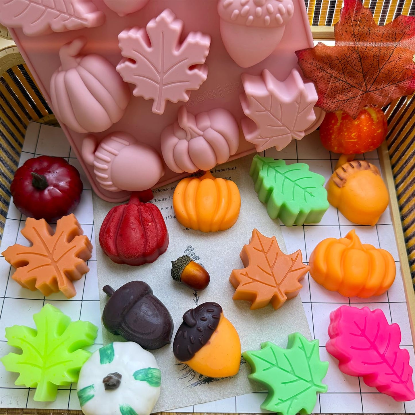 2Pcs 3D Pumpkin Silicone Mold Fall Silicone Mold Halloween Thanksgiving Candy Mold Autumn Maple Leaf Acornshape Chocolate Candy Cake Pan Baking Tray Molds for Cake Decoration upcake Toppers Resin Cand