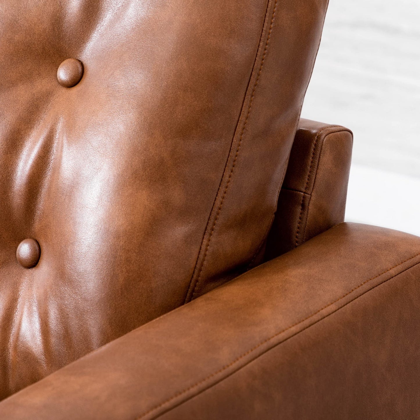 Wahson Accent Chairs Set of 2, Faux Leather Tufted Single Sofa, Brown Oversized Club Chair, Mid Century Modern Armchair with Wood Legs for Reading/Living Room/Bedroom
