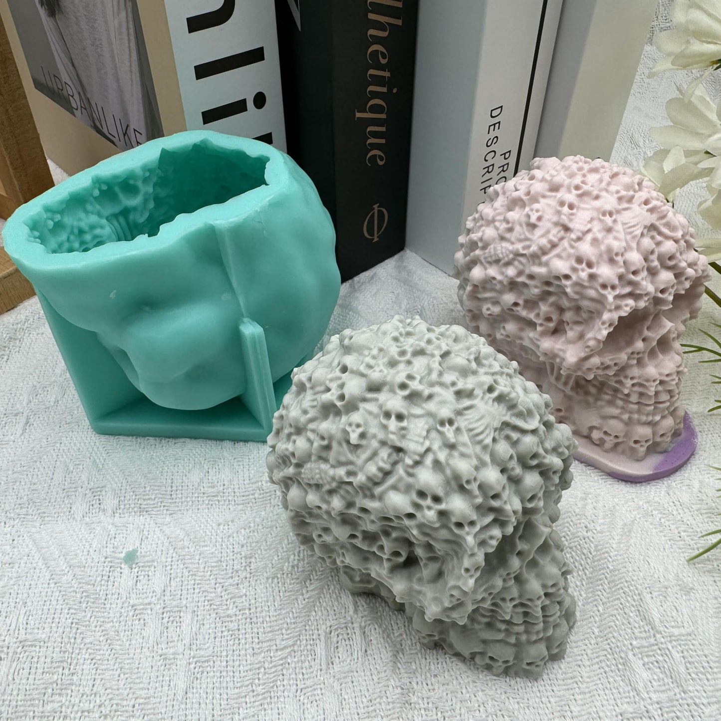 3D Skull Skeleton Silicone Candle Mold,Halloween Decorations Plaster Epoxy Resin Craft Molds,DIY Silicone Mould for Candle Wax Soap Chocolate Cake Making,New Popular Candle Moulds